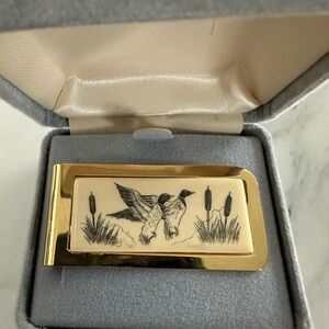 Gold colored Money Clip with Duck Design